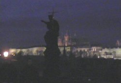 Statue d'un des 30 saints du pont Charles